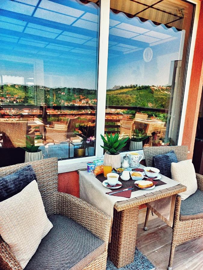 Hotel Casa Cristina à Braşov Extérieur photo