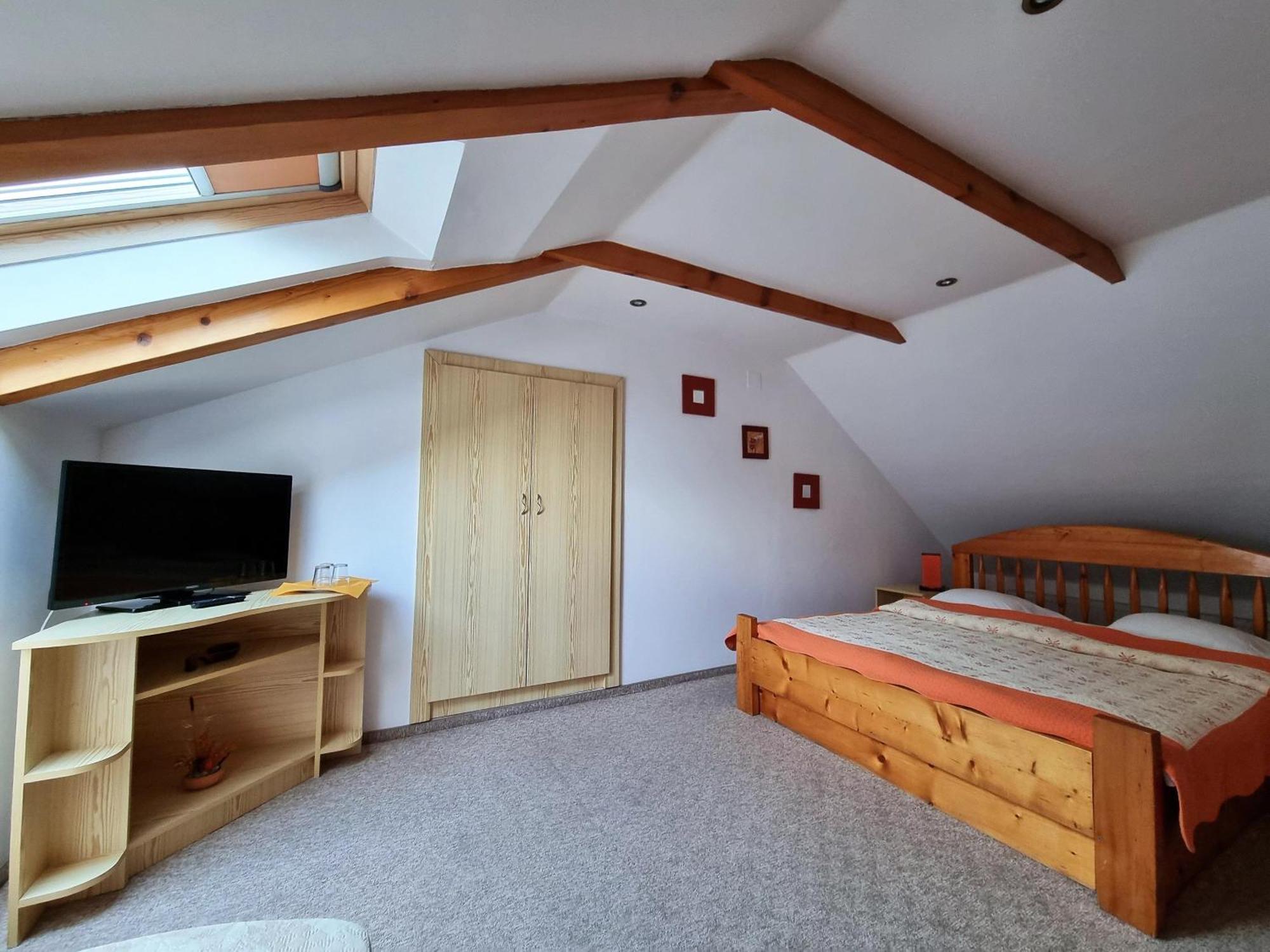 Hotel Casa Cristina à Braşov Extérieur photo