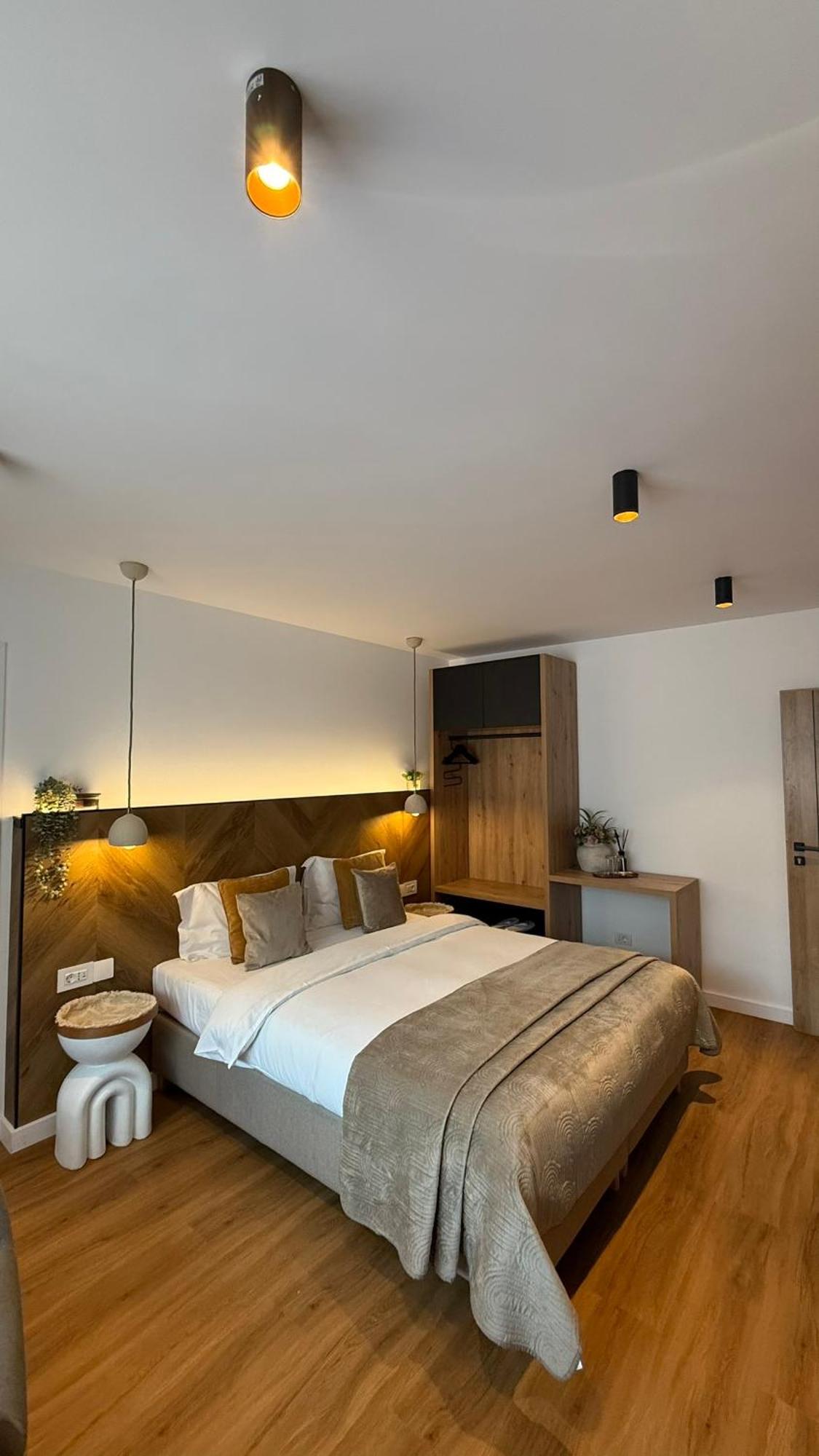 Hotel Casa Cristina à Braşov Extérieur photo