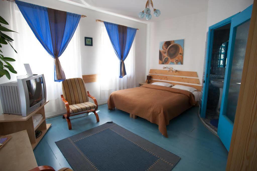 Hotel Casa Cristina à Braşov Extérieur photo
